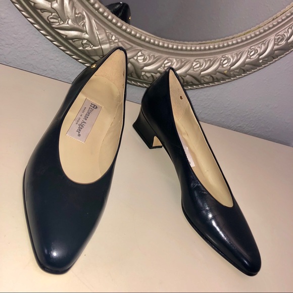 Etienne Aigner Shoes - Like New Vintage 80’s Etienne Aigner Heels